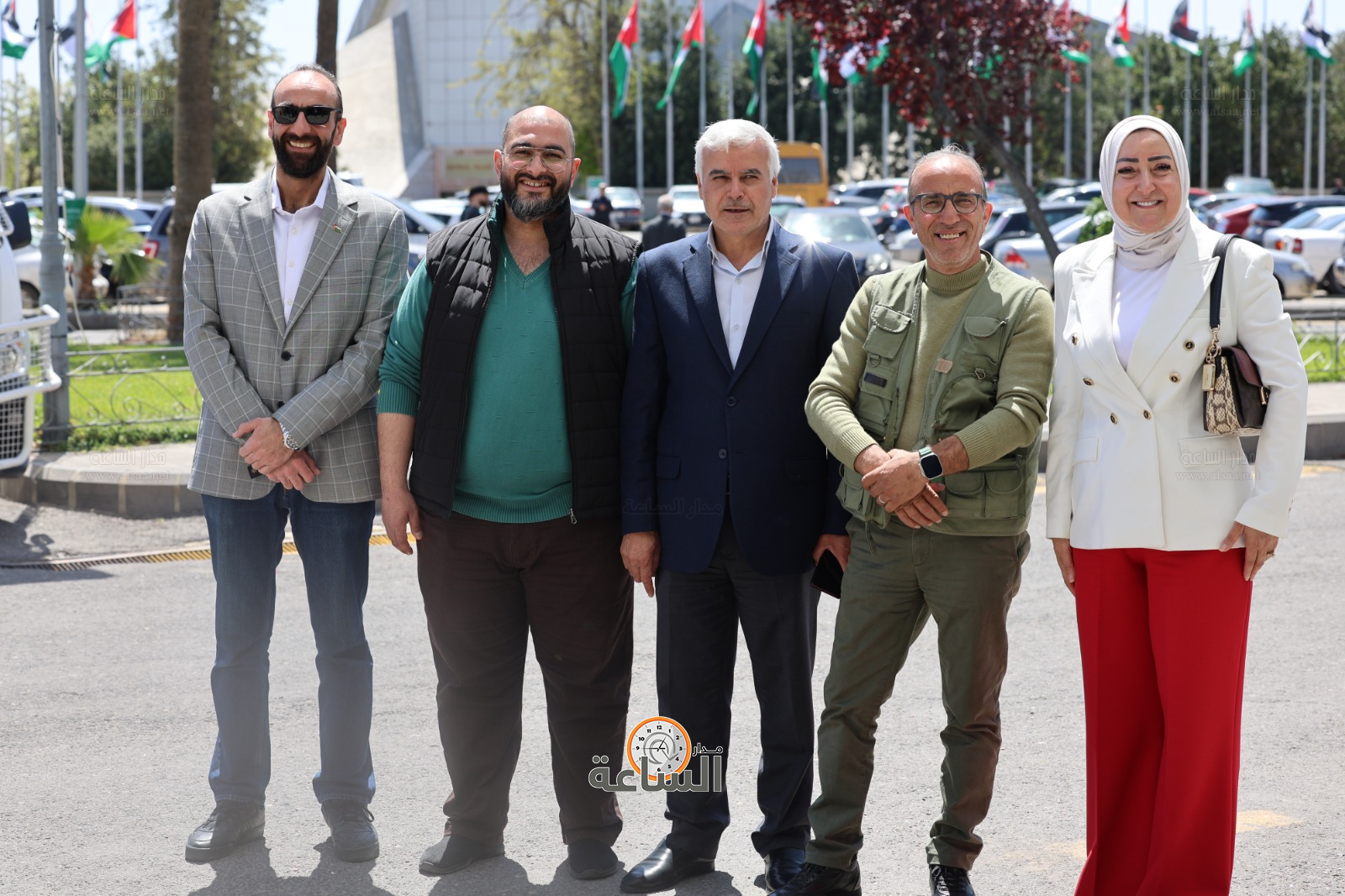 Madar Al-Saa Images 0.4392053692750878