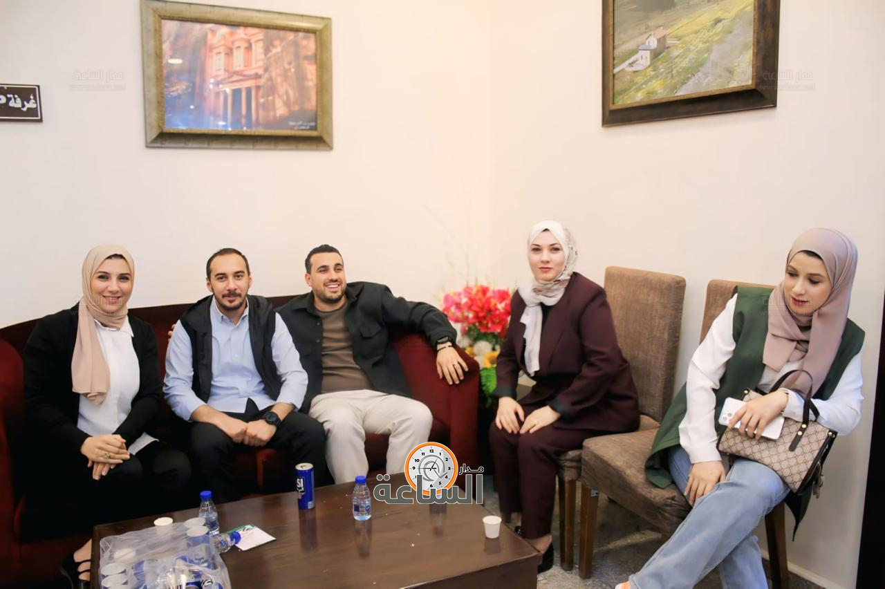 Madar Al-Saa Images 0.49826606846242893