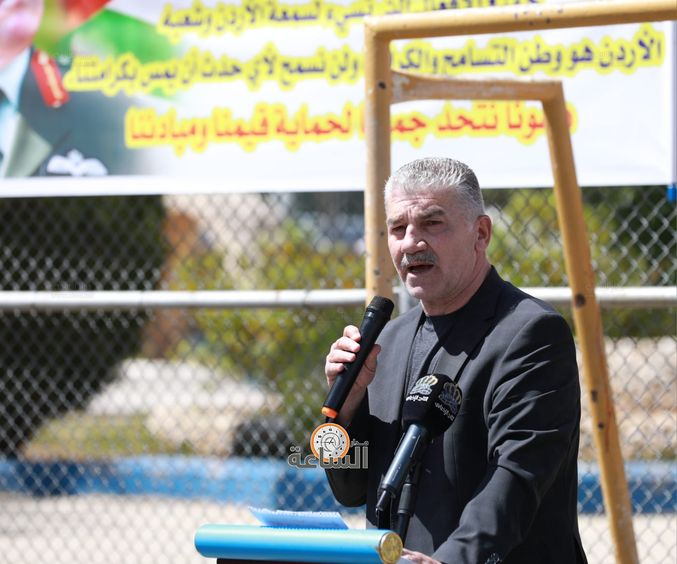 Madar Al-Saa Images 0.8102376402626125