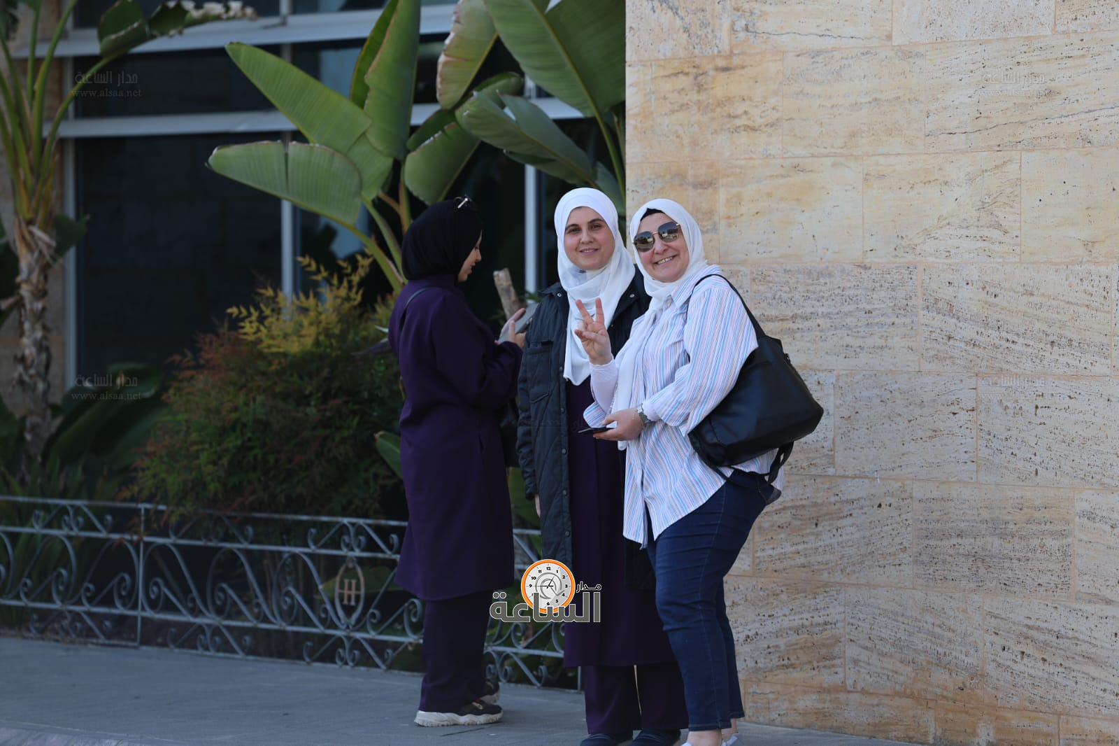 Madar Al-Saa Images 0.8035725953616956