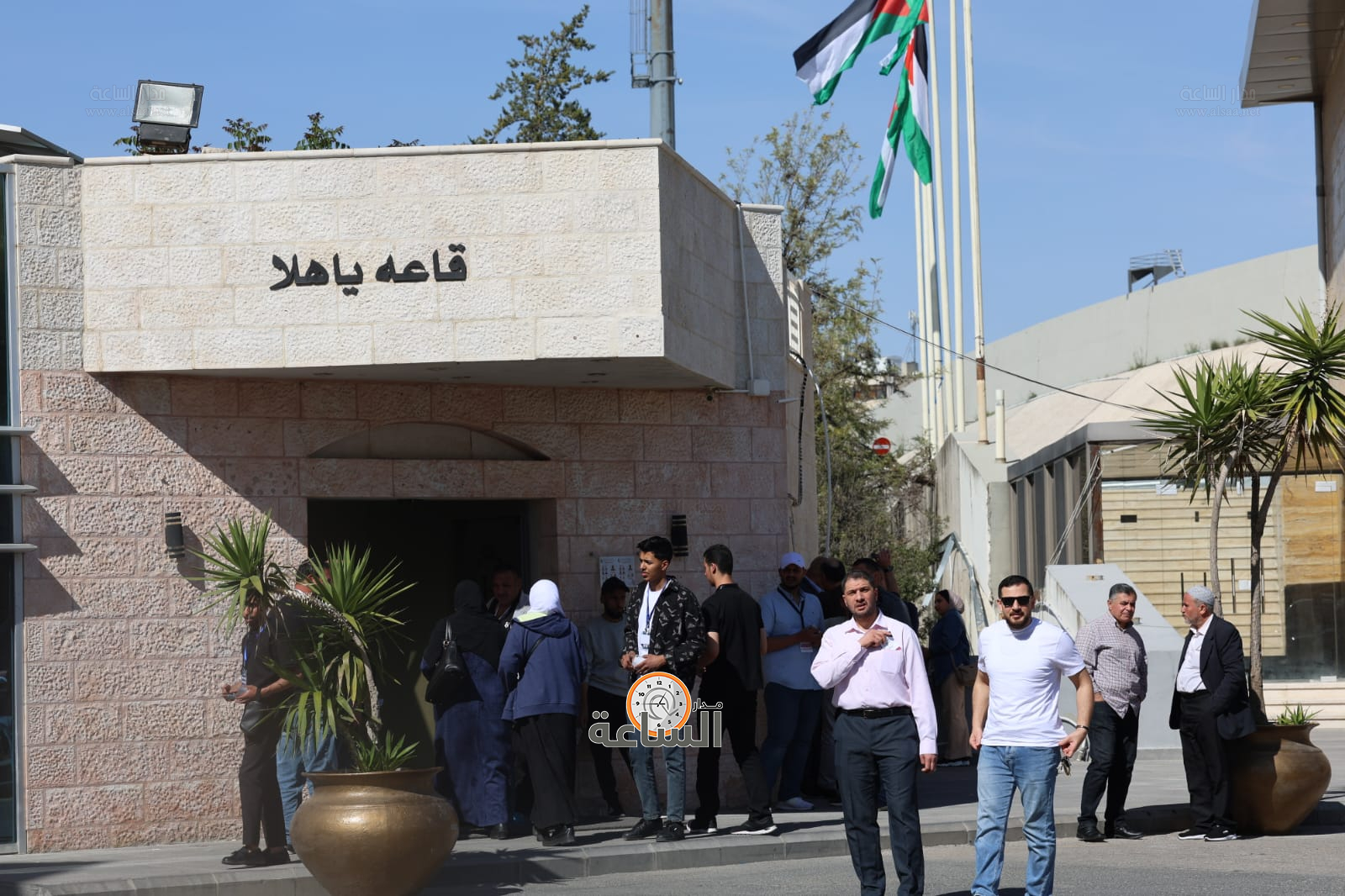 Madar Al-Saa Images 0.07745033346871322