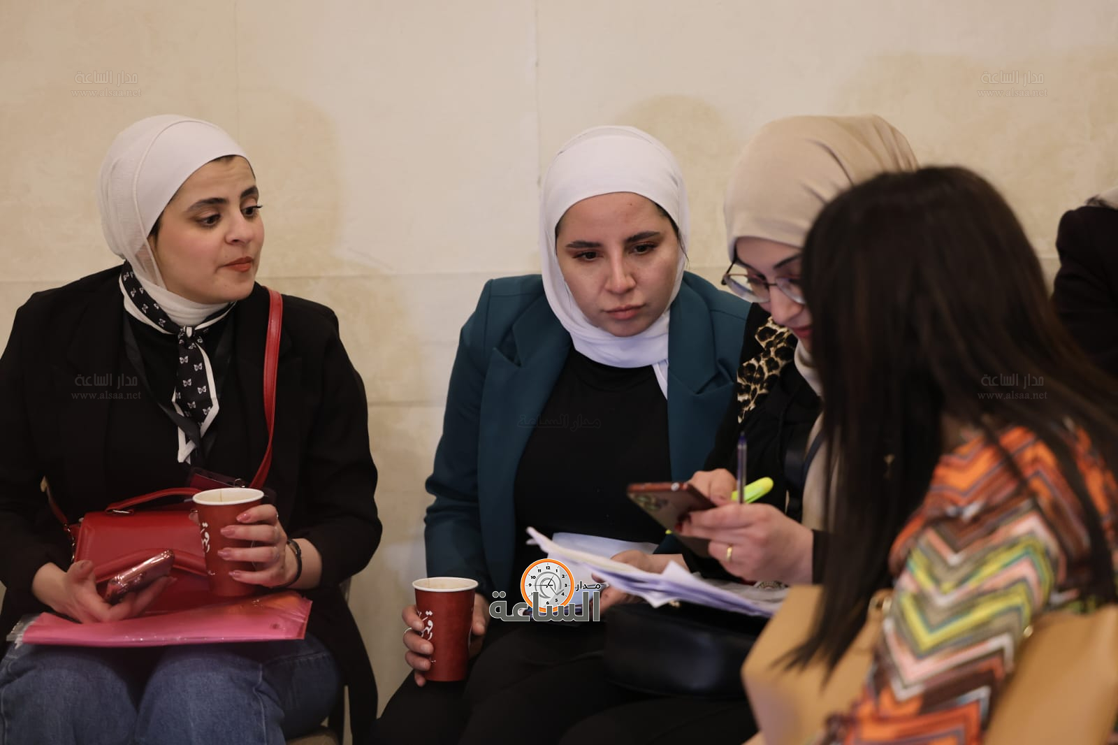 Madar Al-Saa Images 0.9934694239597731