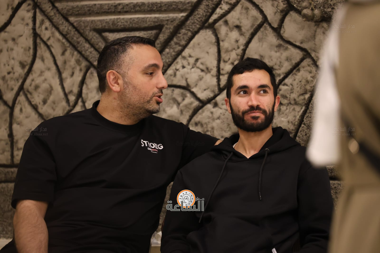 Madar Al-Saa Images 0.7949734185811085