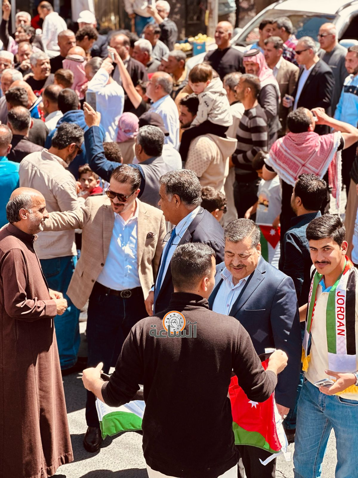 Madar Al-Saa Images 0.5621585461871987