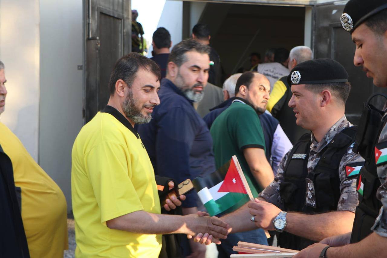 Madar Al-Saa Images 0.48459216739175115