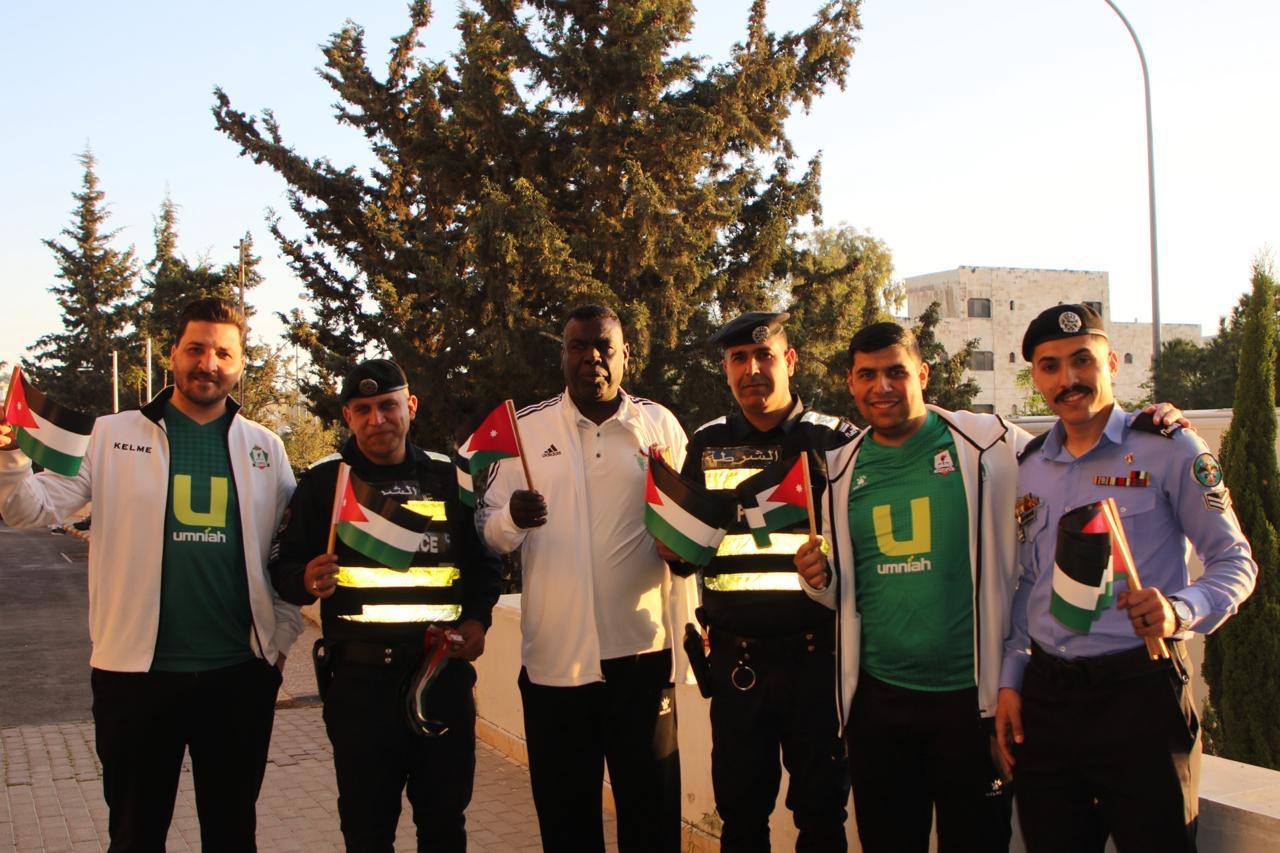 Madar Al-Saa Images 0.3717640427159037