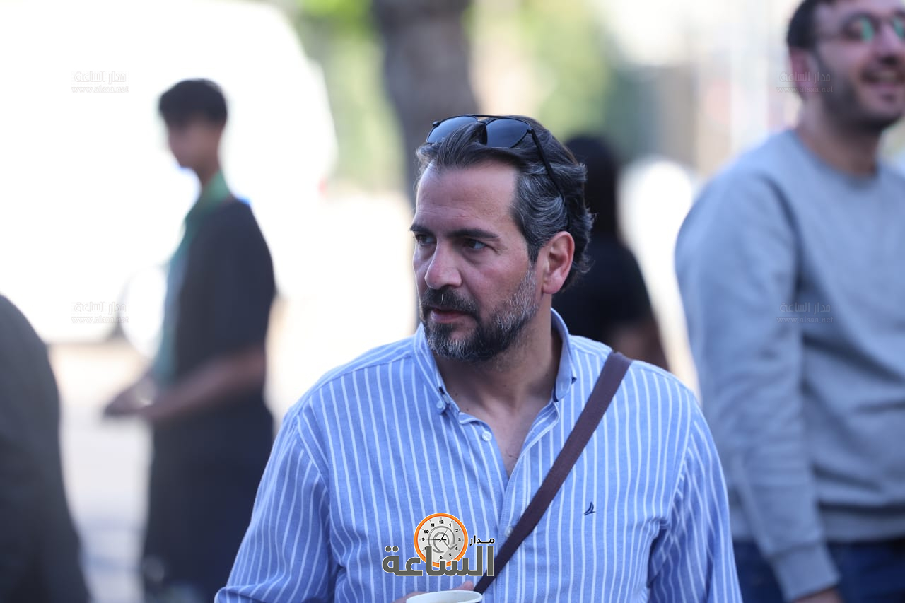 Madar Al-Saa Images 0.39766667911147646