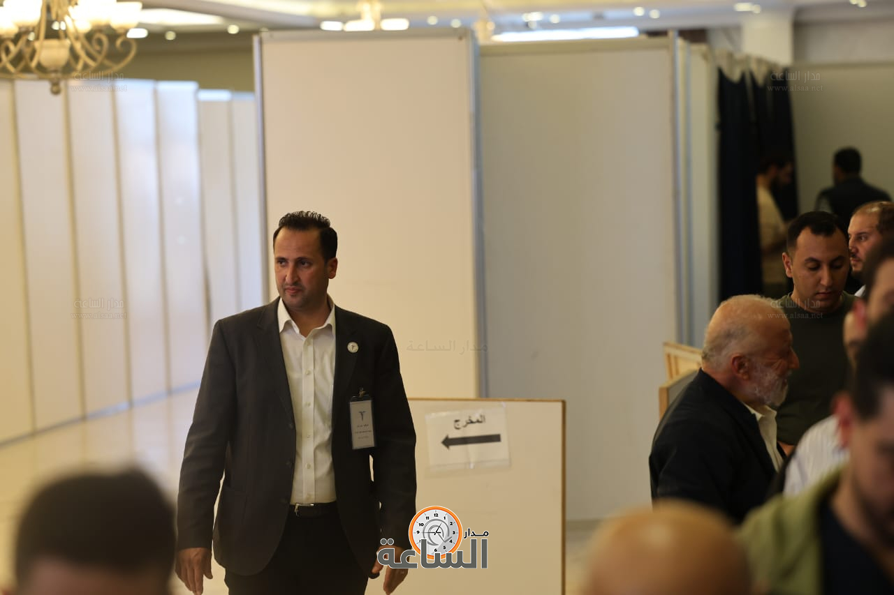 Madar Al-Saa Images 0.1150720471596216