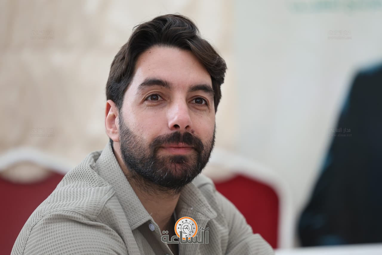 Madar Al-Saa Images 0.42593700229539266