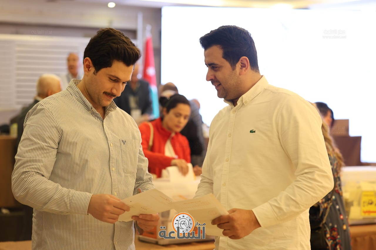 Madar Al-Saa Images 0.35957267534862924