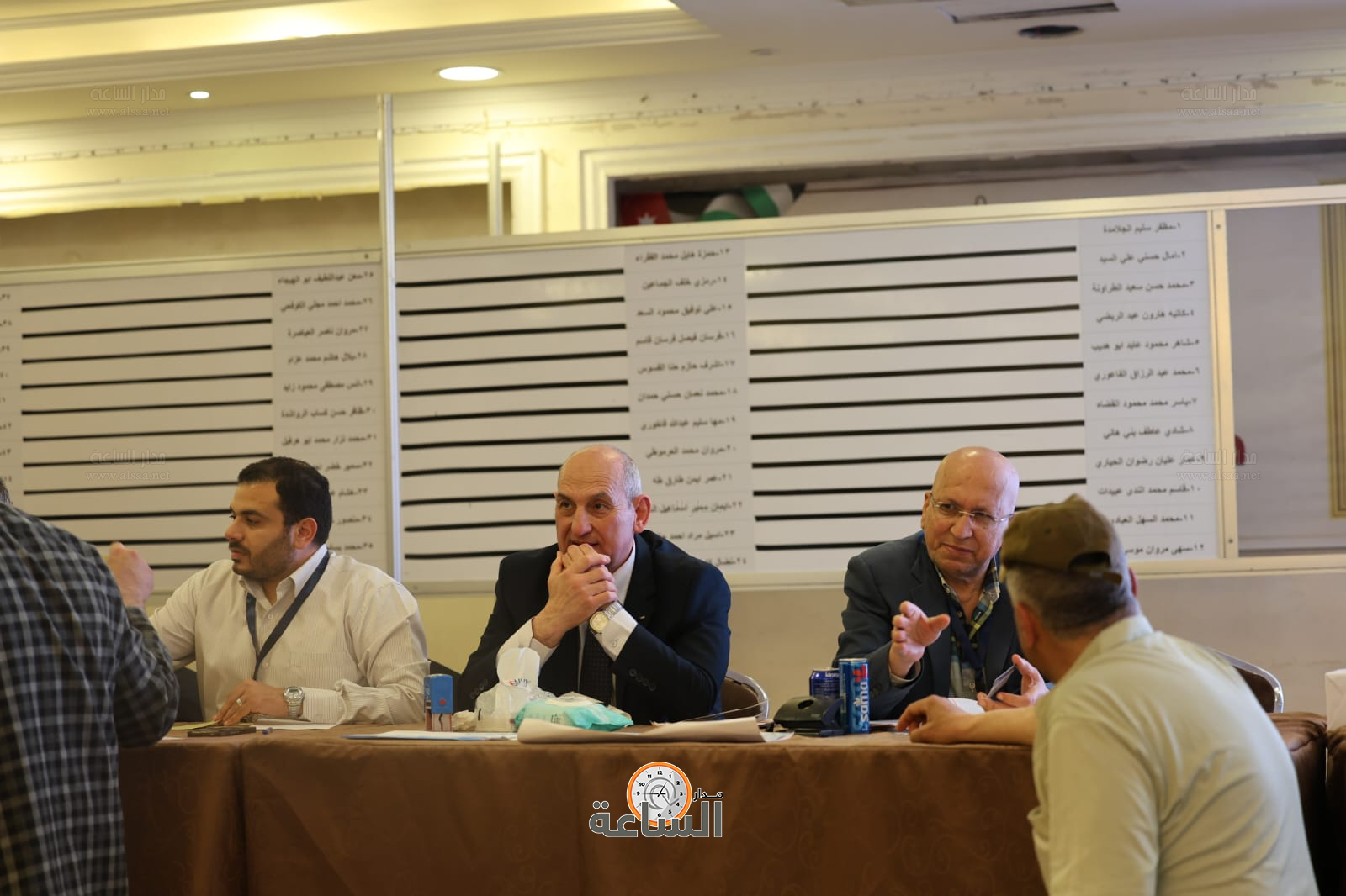 Madar Al-Saa Images 0.9411261268367356