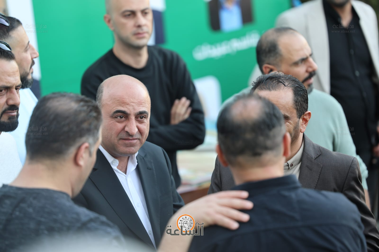 Madar Al-Saa Images 0.1272724940431681