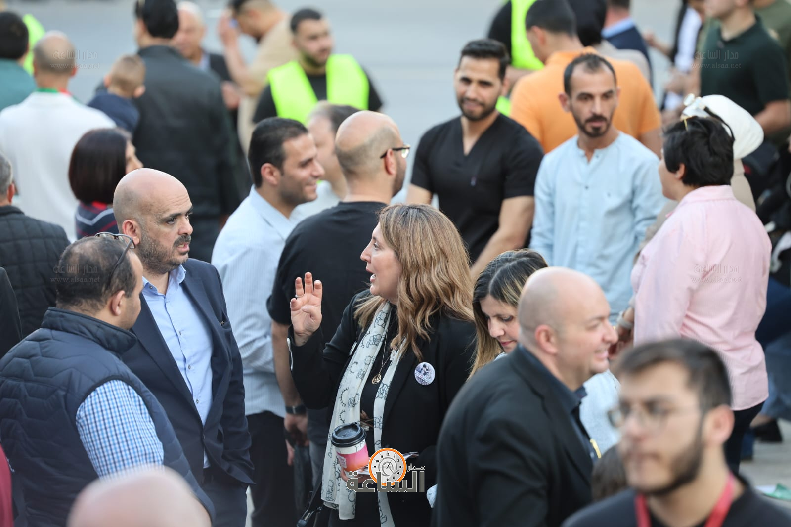 Madar Al-Saa Images 0.9860727427318277