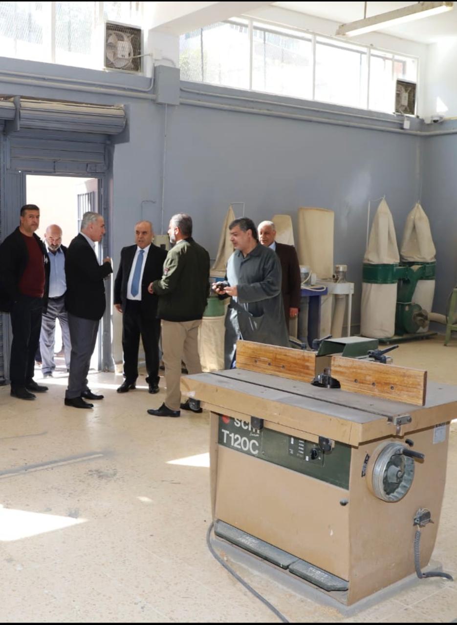 Madar Al-Saa Images 0.032025594732669416