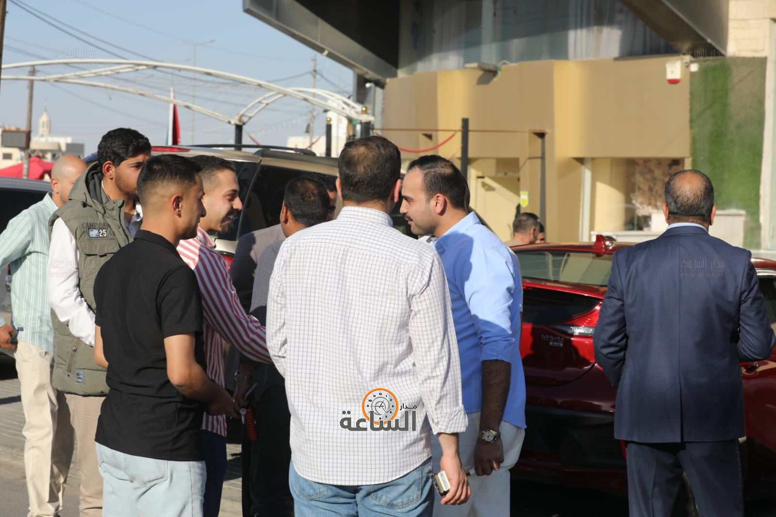 Madar Al-Saa Images 0.4608601703203059