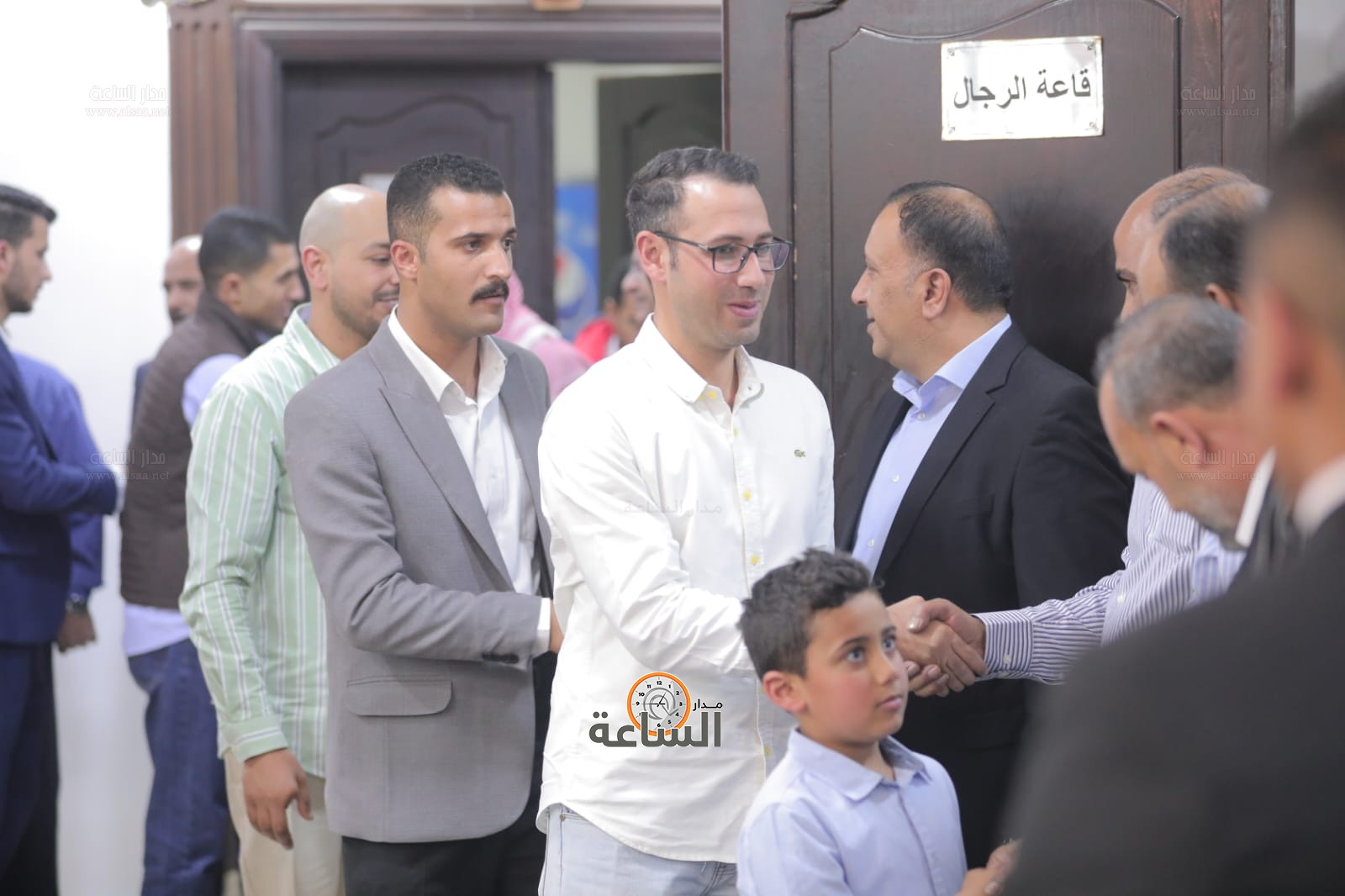 Madar Al-Saa Images 0.4953752522605699