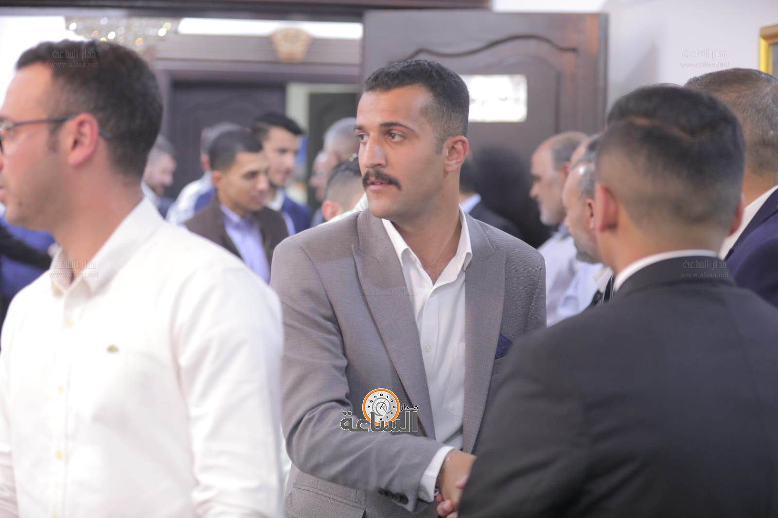 Madar Al-Saa Images 0.44967359582774025