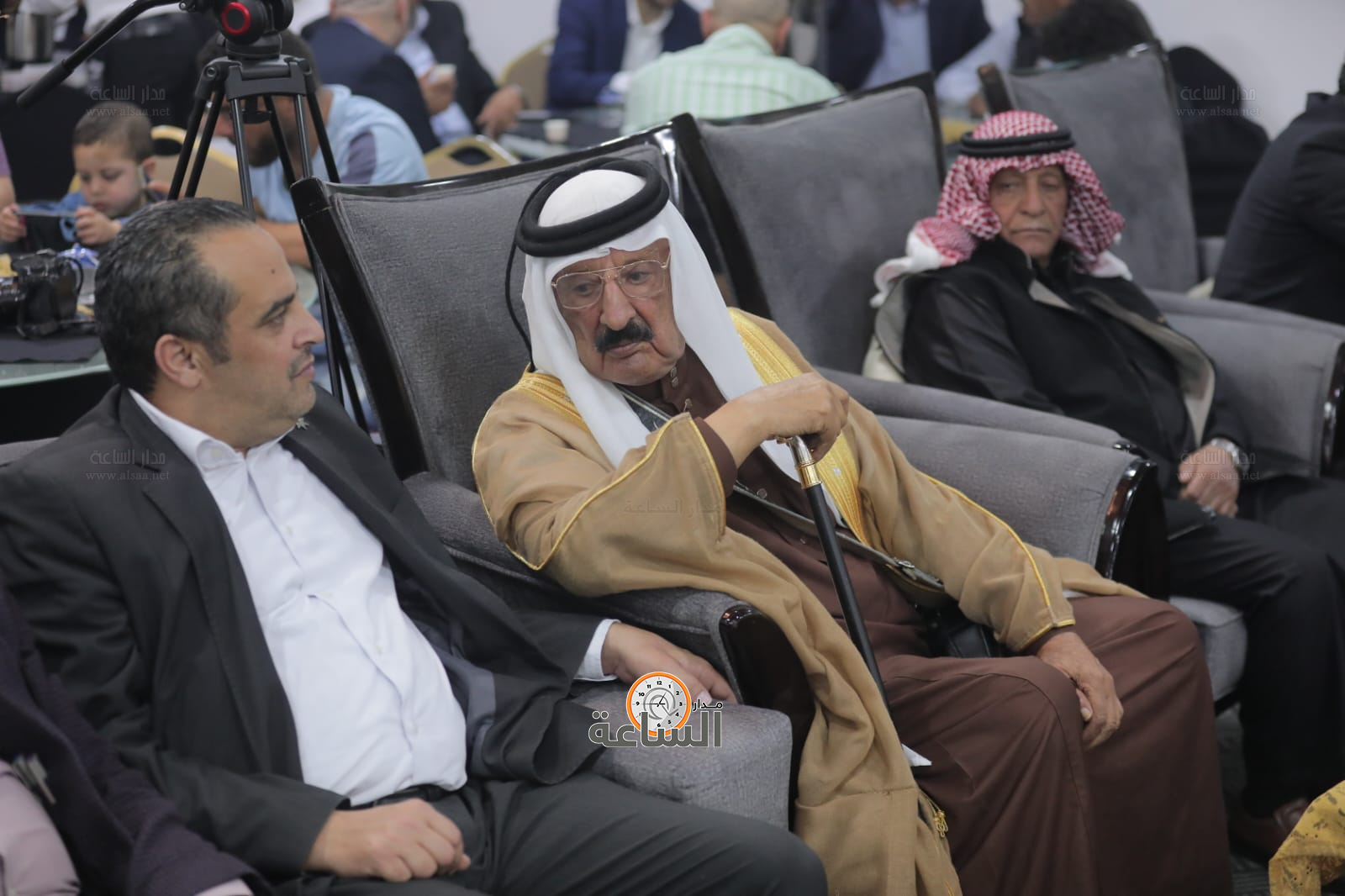 Madar Al-Saa Images 0.3563429855705852