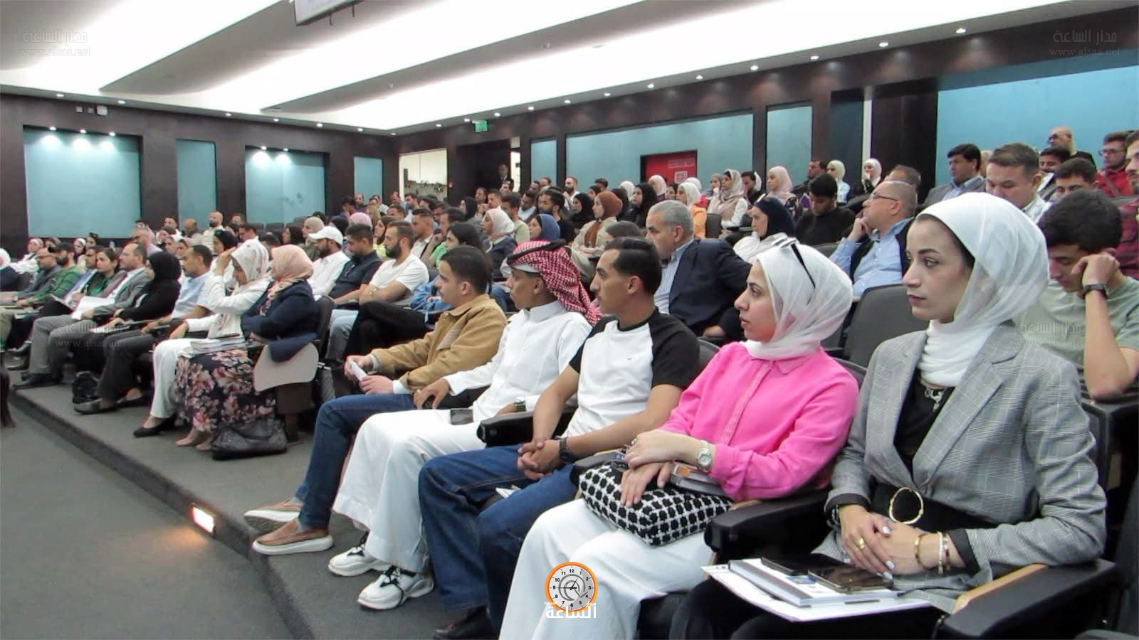 Madar Al-Saa Images 0.8850443625390578