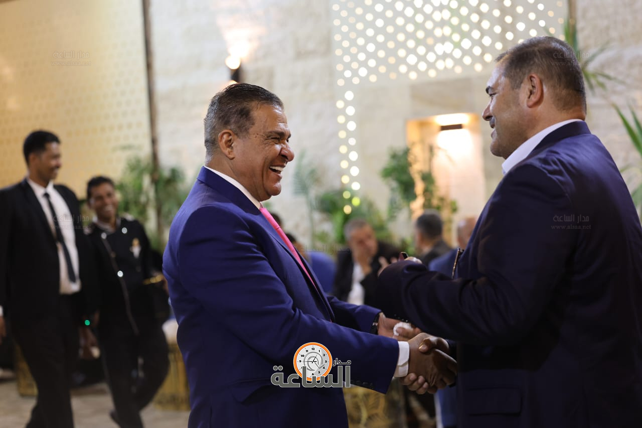 Madar Al-Saa Images 0.33296974527777756