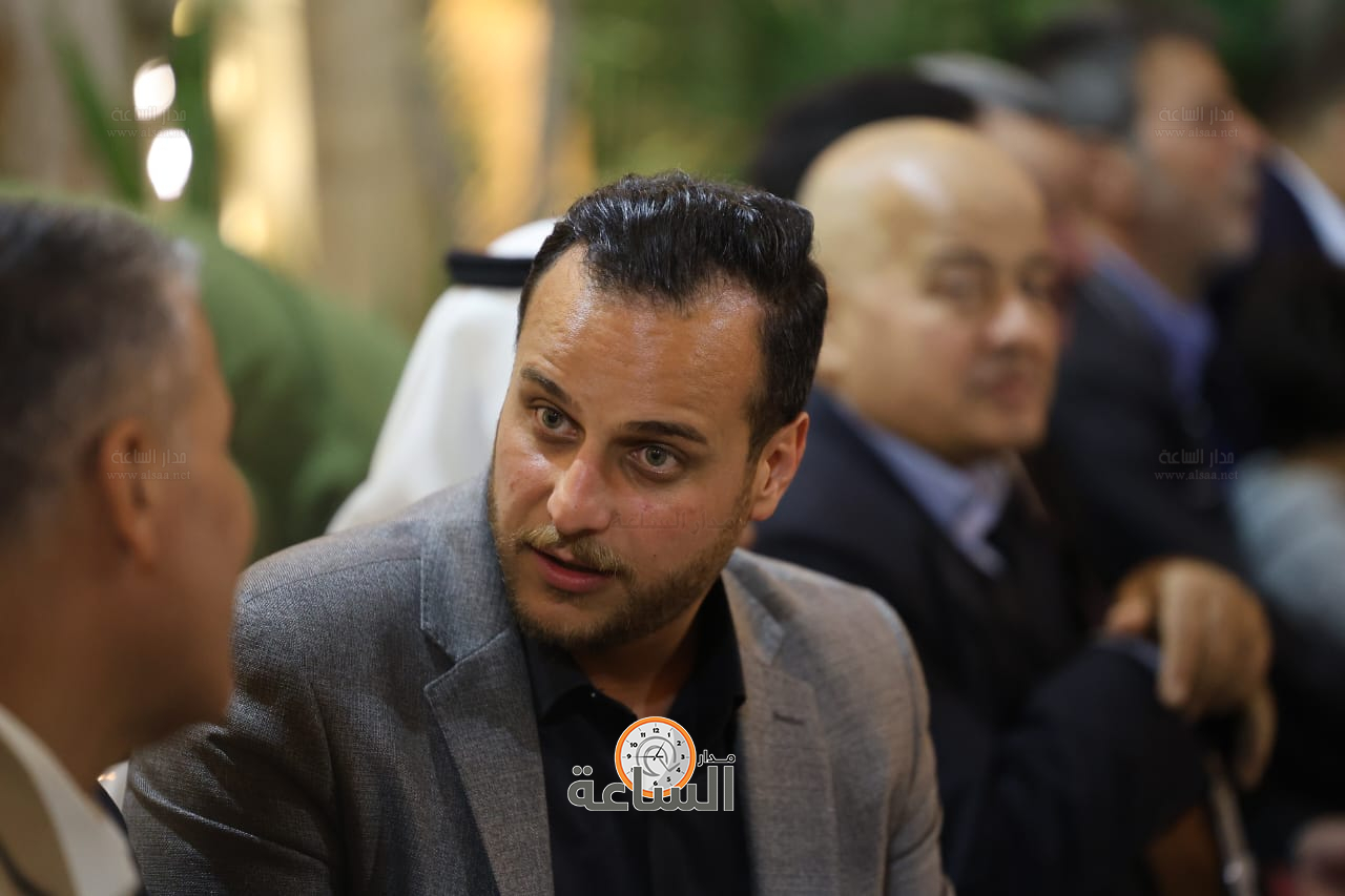 Madar Al-Saa Images 0.4086976232396369