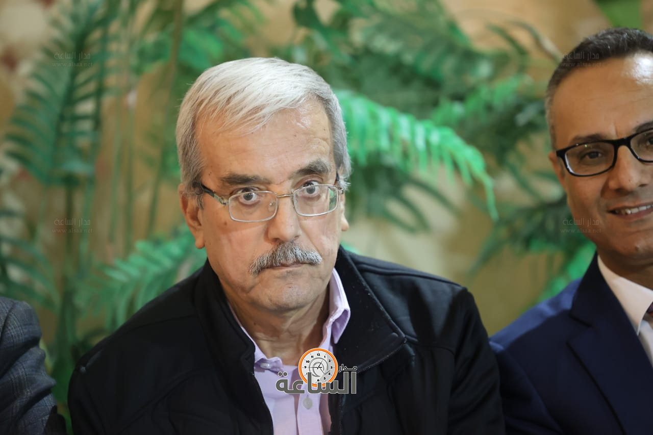 Madar Al-Saa Images 0.24667042350606816