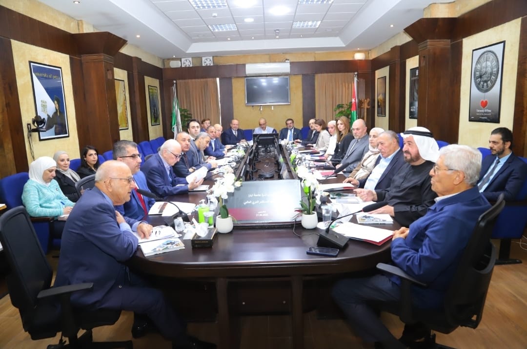 Madar Al-Saa Images 0.8119013312639779