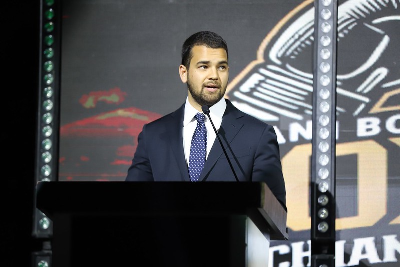 Madar Al-Saa Images 0.4999336572968026