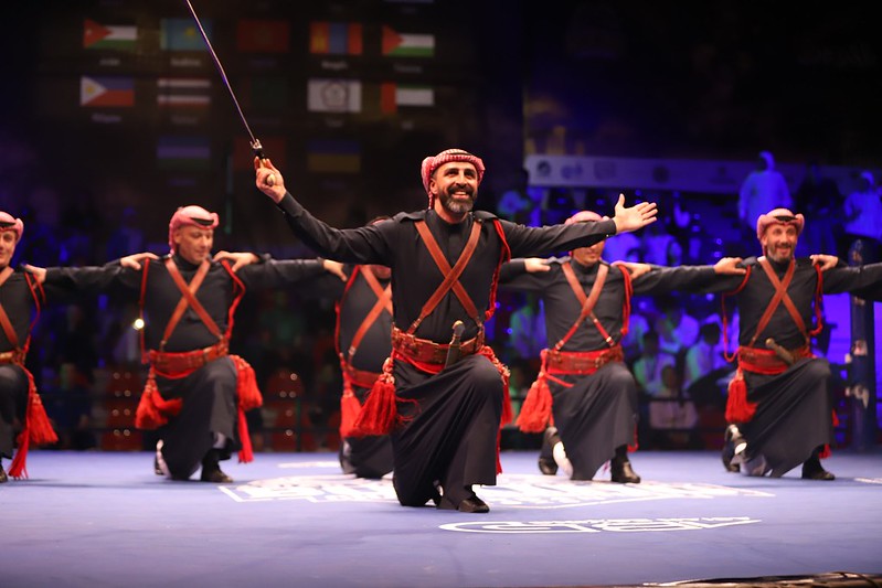 Madar Al-Saa Images 0.6636443840889619