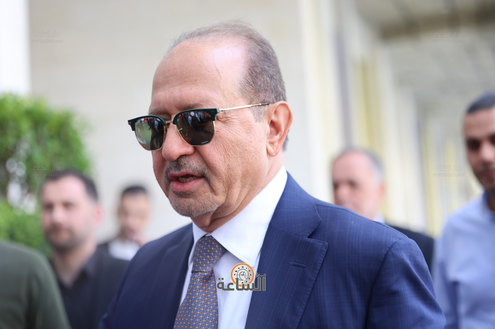 Madar Al-Saa Images 0.891939488134741