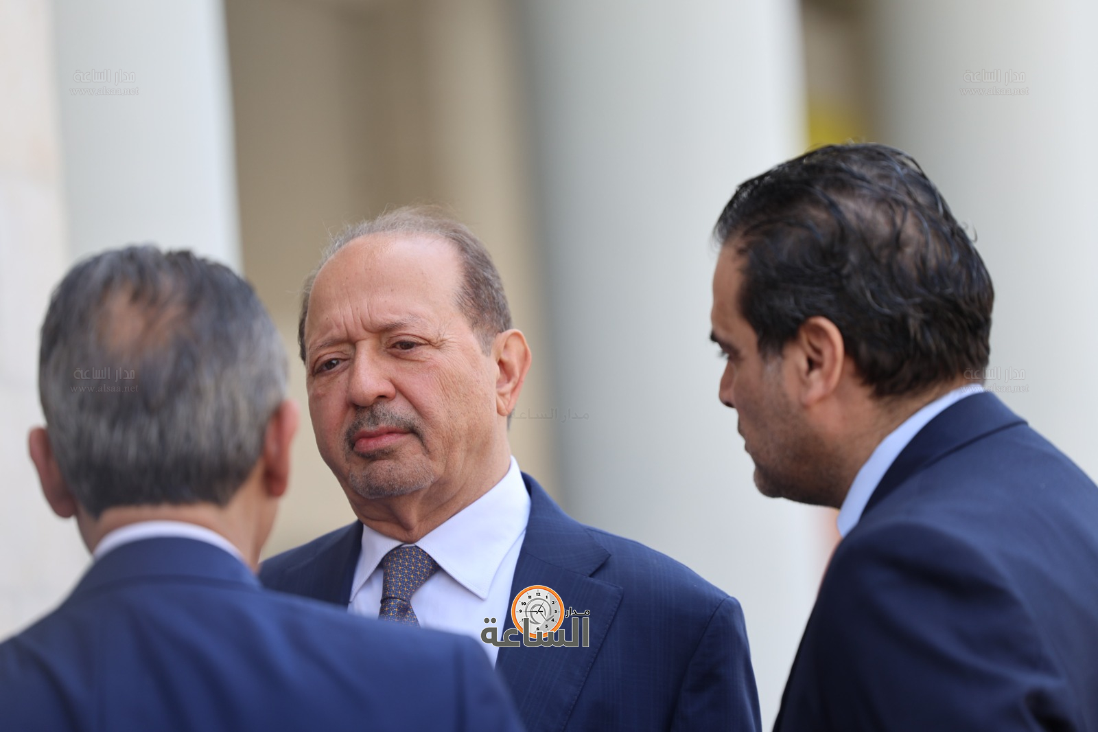 Madar Al-Saa Images 0.44074128451224737