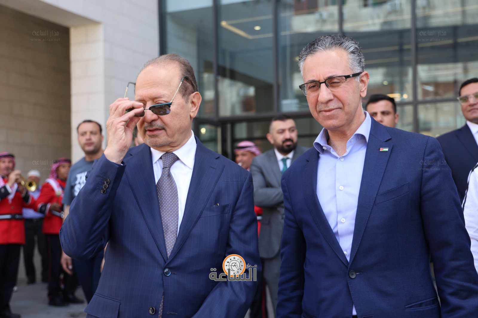 Madar Al-Saa Images 0.4887337777784321