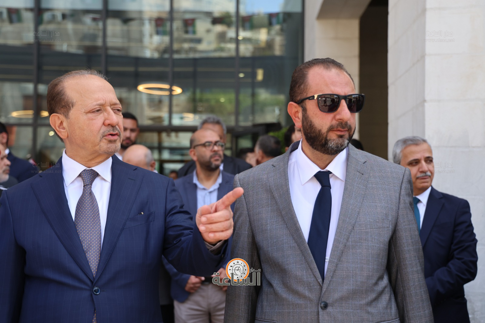 Madar Al-Saa Images 0.6045329752174786