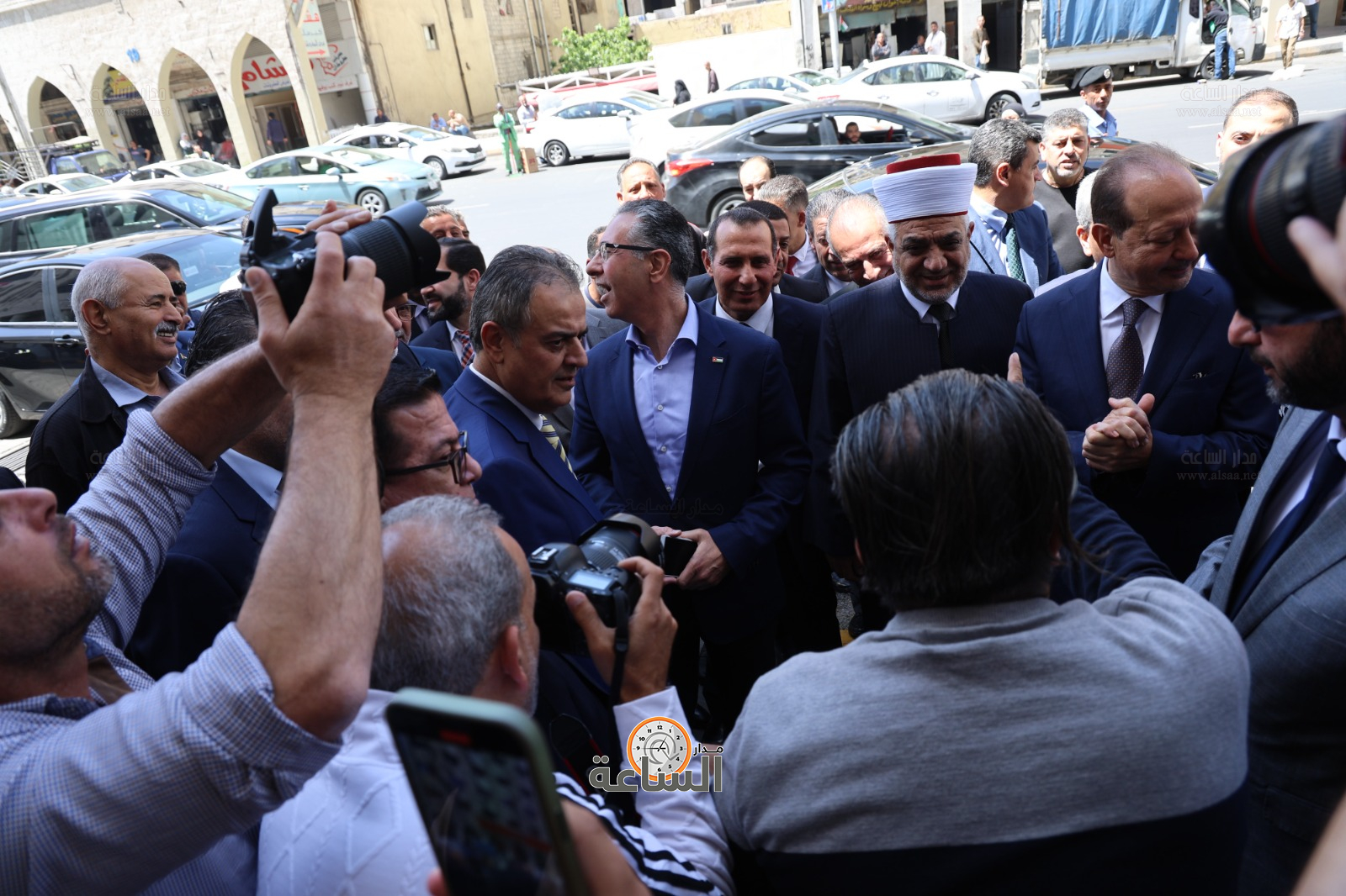 Madar Al-Saa Images 0.7078514781731875