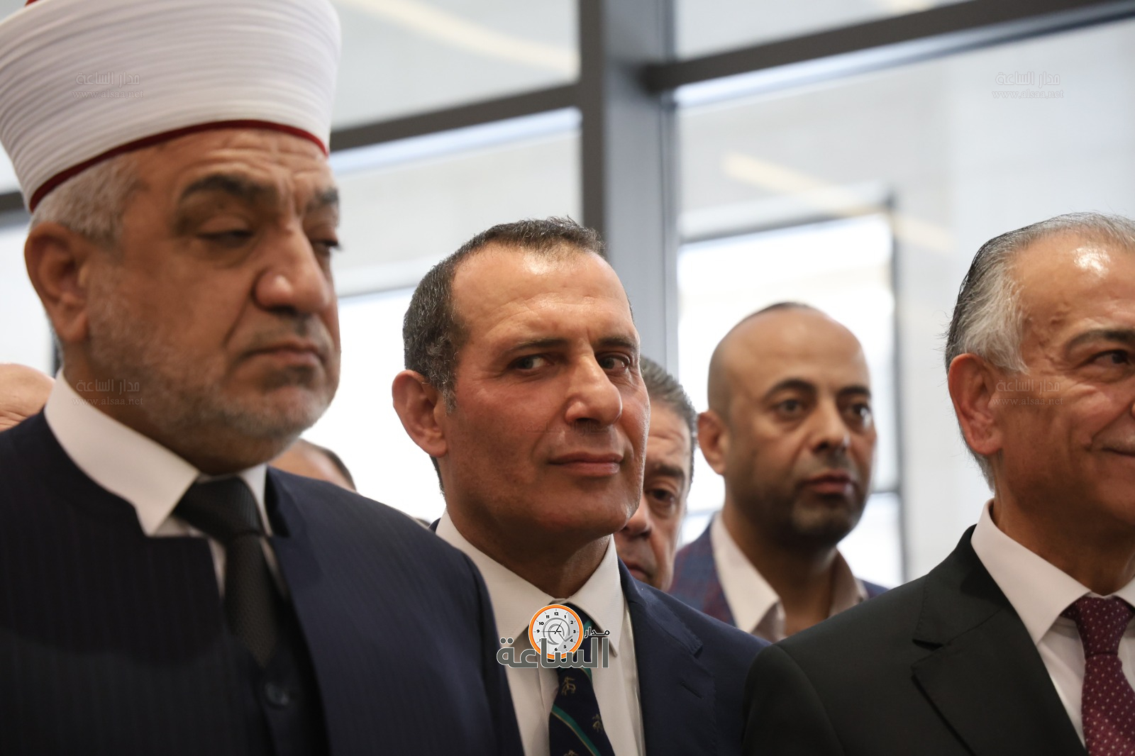 Madar Al-Saa Images 0.04887223229344717