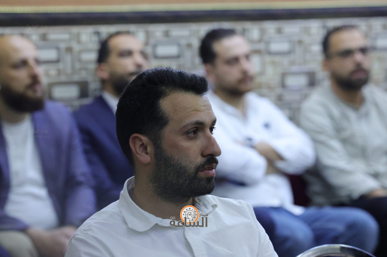 Madar Al-Saa Images 0.5002044067825978