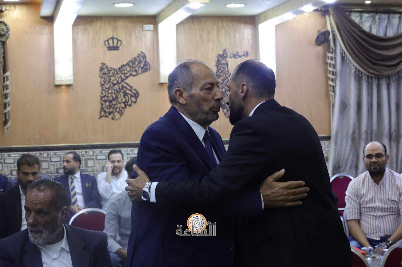 Madar Al-Saa Images 0.9570565522707596