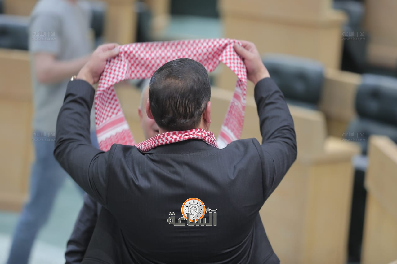 Madar Al-Saa Images 0.4981323336146708