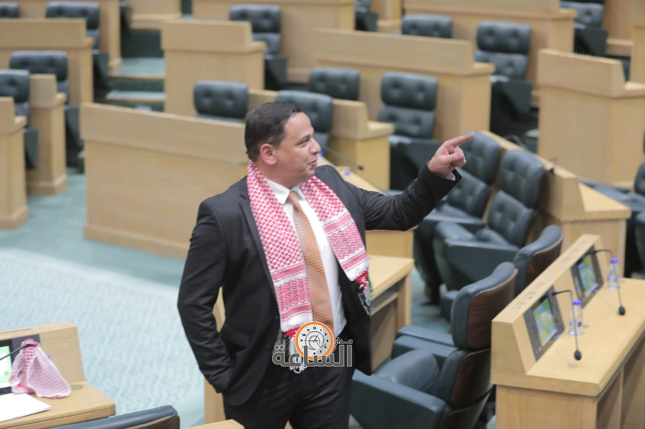 Madar Al-Saa Images 0.15294704050895214