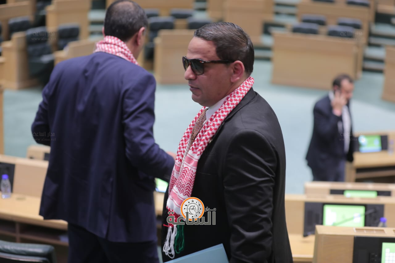 Madar Al-Saa Images 0.5712049830757249