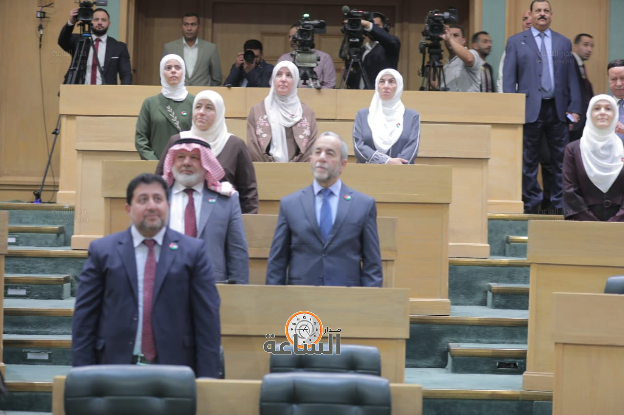 Madar Al-Saa Images 0.1031384407594802