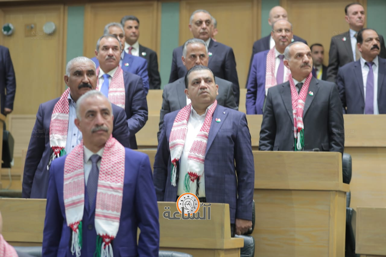 Madar Al-Saa Images 0.5046509307104496