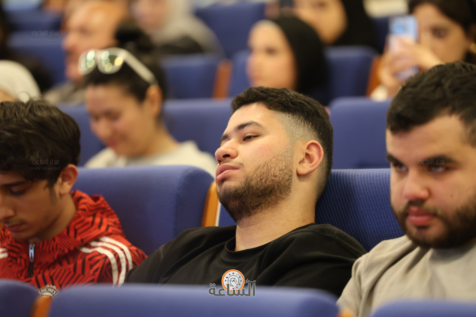 Madar Al-Saa Images 0.07081978463280325