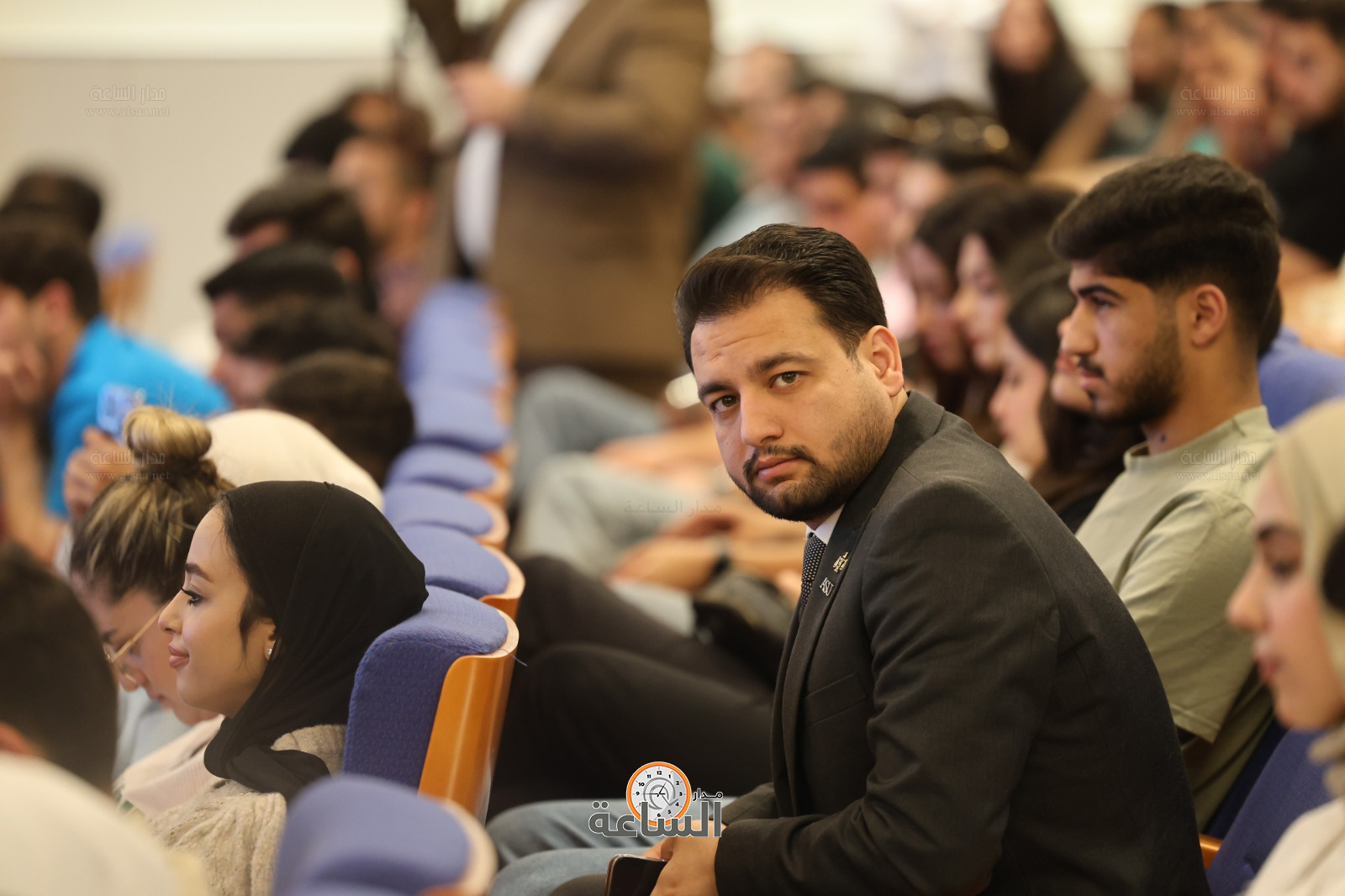 Madar Al-Saa Images 0.4363316124811868