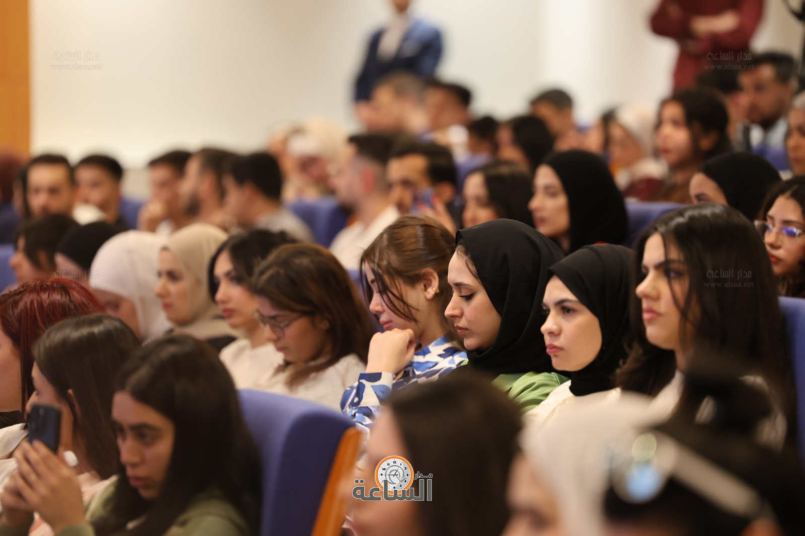 Madar Al-Saa Images 0.1744292320421872