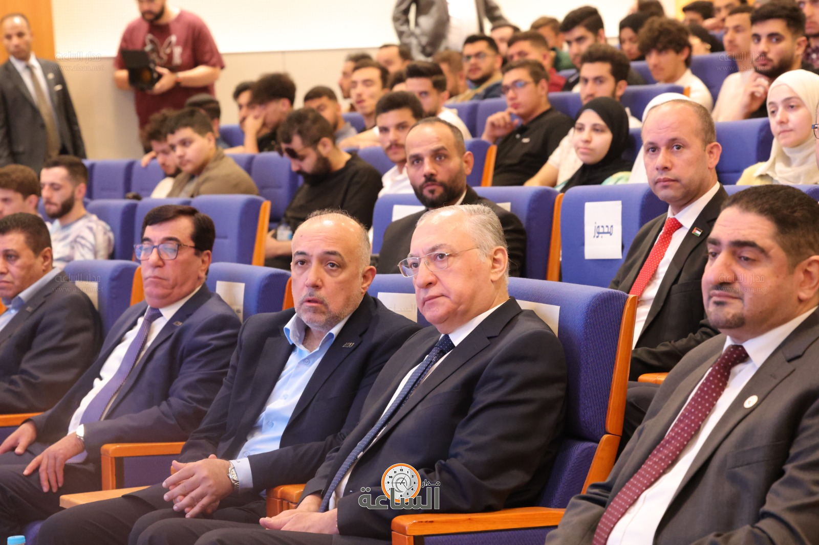 Madar Al-Saa Images 0.2548474139237934