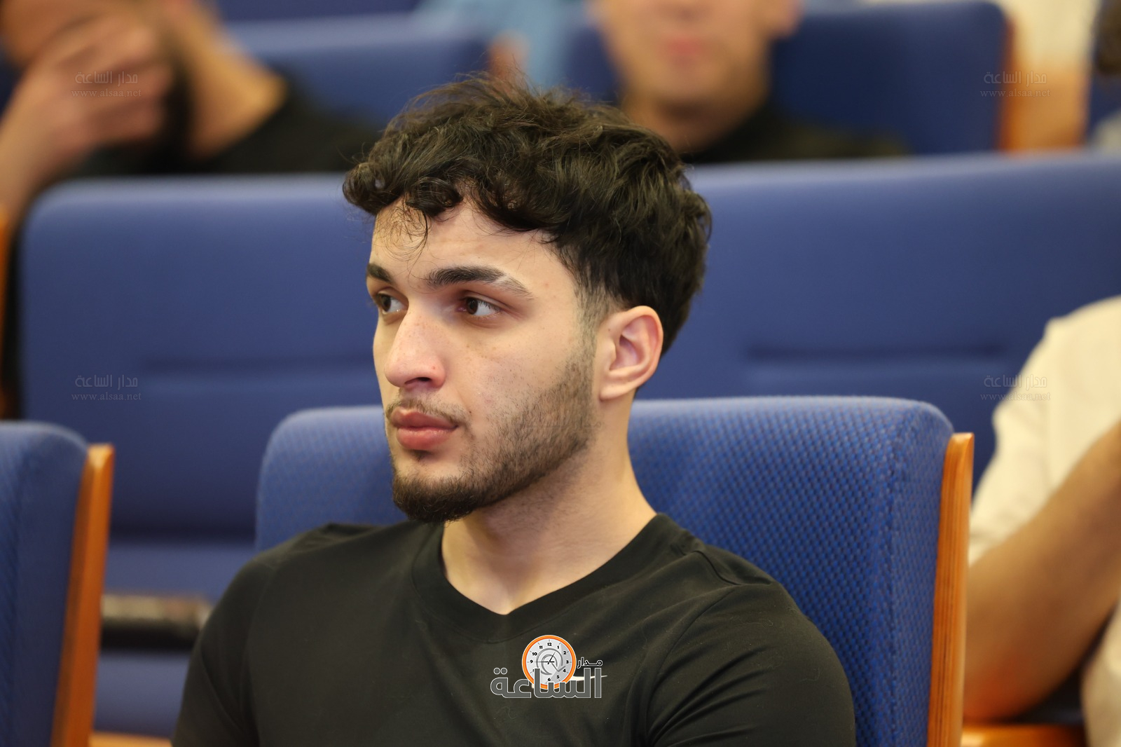 Madar Al-Saa Images 0.511754506071021