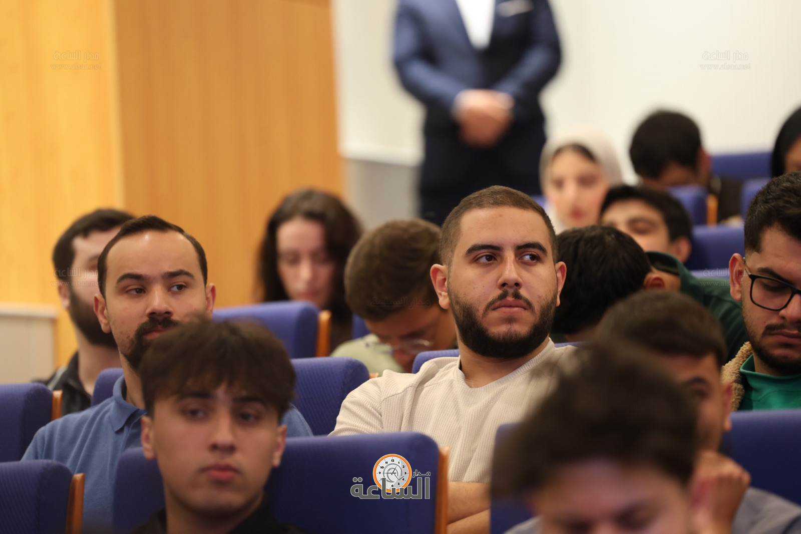 Madar Al-Saa Images 0.19419625765525794