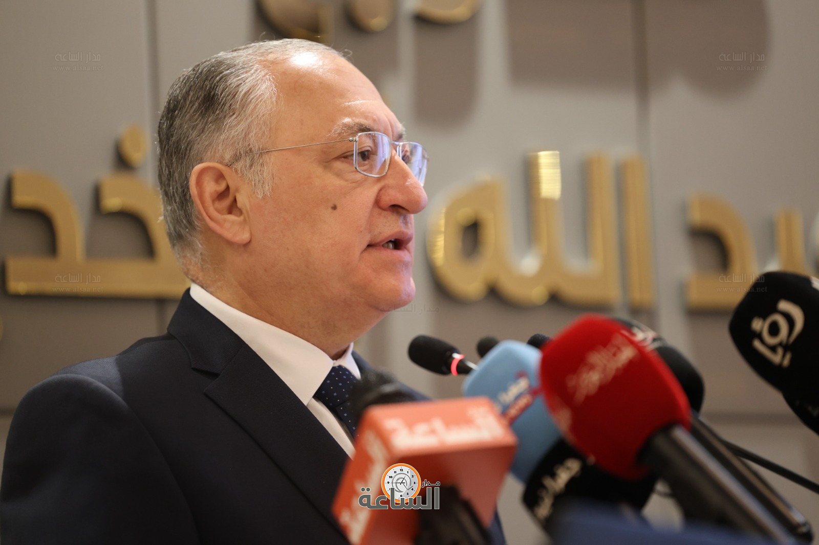 Madar Al-Saa Images 0.6445988842083187