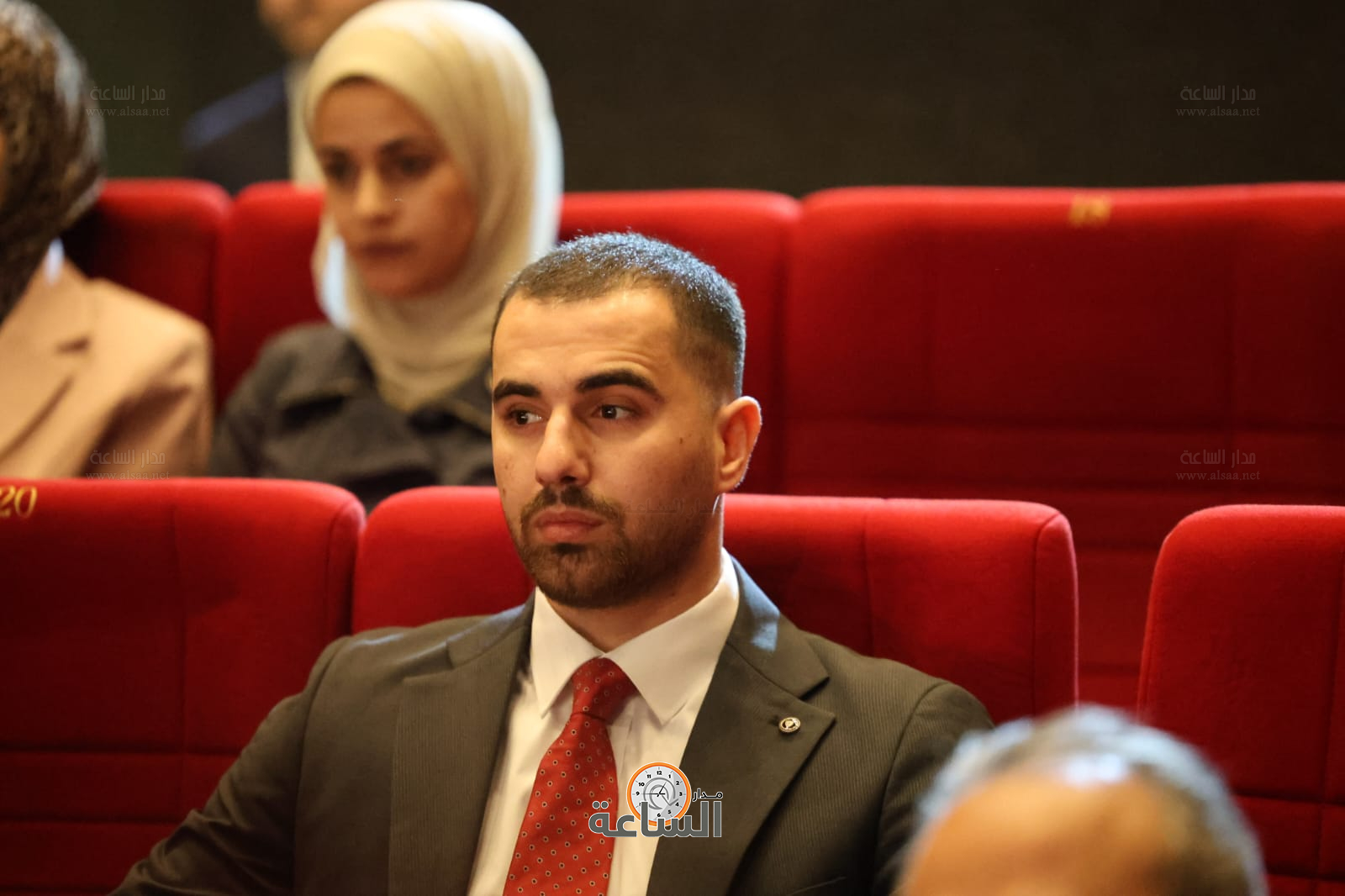 Madar Al-Saa Images 0.7508020280067487